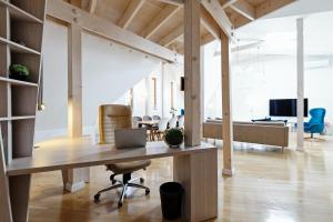 Luxury 143m2 2-Bedroom Penthouse Loft with AC & Elevator - Brīvības Street, Central Riga
