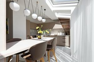Luxury 143m2 2-Bedroom Penthouse Loft with AC & Elevator - Brīvības Street, Central Riga