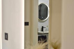 Golden Pearl - Exclusive Seaview Apartment with Jacuzzi & Spacious Teracce, Znjan