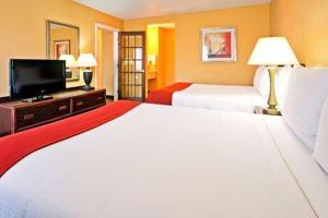Holiday Inn Express Hotel Fort Campbell-Oak Grove by IHG