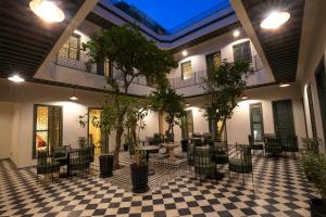 Riad Mudham