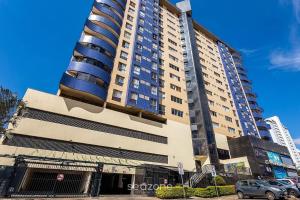 Apto. c vista em cond. prox. ao parque FRA0709