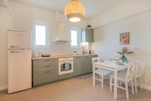 Vouliagmeni Suite 3 by Anothr