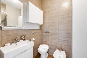 Aquavista Pool and Lake Maggiore View - Happy Rentals