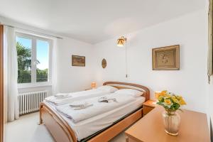 Casa Naima: Family House | Terrace & Peaceful Location - Happy Rentals