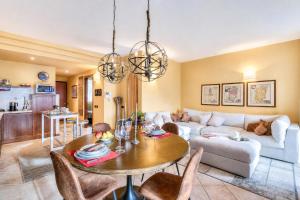 Alice Suite Terrace, lake view & Park - Happy Rentals