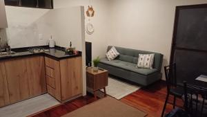 Cozy Apartment 2BR Near Cable Car & Witches Market