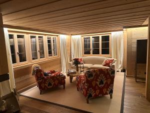 Your Private Alpine Retreat only 7 Min from Gstaad