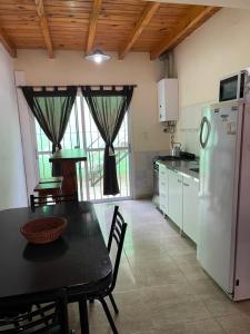 Departamento para 5 personas con pileta y cochera-pet friendly