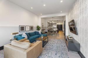 Suite Downtown Penthouse w Private Terrace Hotel