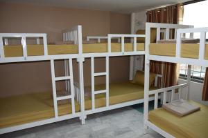 6-Bed Female Dormitory Room room in LIKE HOME