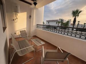 Modern family apartment 200m from beach