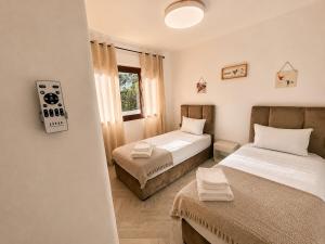 Modern family apartment 200m from beach