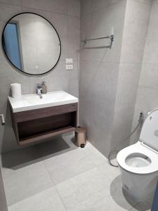 Stay Naiyang - One-Bedroom Pool View Apartment Title Serenity