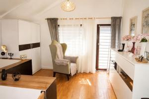 Mrze yno holiday home for 5 people