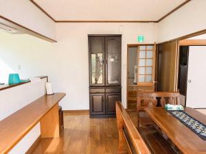 森に包まれる一棟貸し広々屋根付きウッドデッキでBBQを楽しむ那須の休日Cottage Nest
