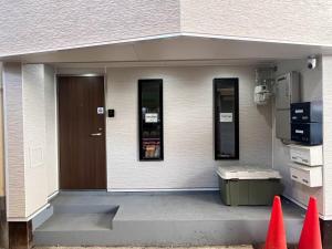商店街内 步行4分钟到蒲生四丁目站 5分钟大阪城公园 15分钟心斋桥 购物餐饮超市药妆一应俱全