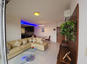 Apartatamento céntrico con piscina y vista