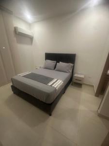 Private Beach & Resort Experience, Studios & Family Apartments 2,4,7,9 Guests