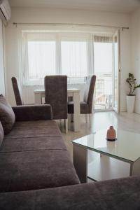T&M Apartman