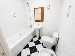 Center Tangier Appartement - 5min Old Medina & Wifi