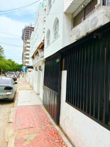 APARTAMENTO Y HABITACIONES RODADERO NISSi