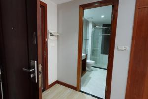 Apartment 2004