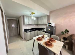 Chillcation S Residences 2 BR near MOA
