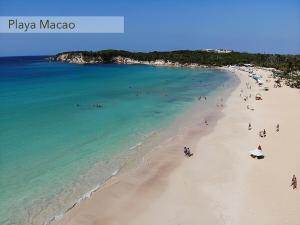 Beach, Sun and Private Picuzzi Near the Sea C35