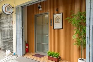 Siam Place - Spacious Family House in Bangkok