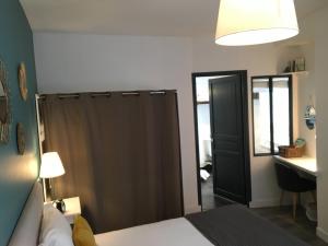 Hotels Hotel Saint-Michel : photos des chambres