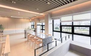 ALMOND Hotel