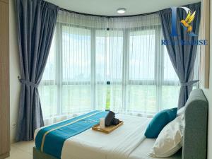 Macrolink Medini by RR JBcity