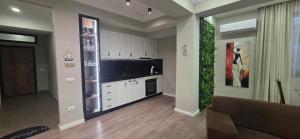 Roan Home