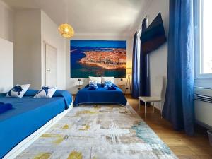 Suite Life - Rooftop Access - Top Location