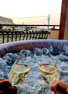 Villa ROSALIA con Jacuzzi vista mare e Tramonto