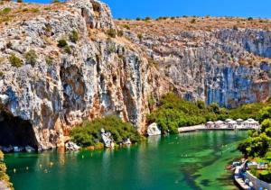Vouliagmeni Square Residence Elegant Riviera Stay