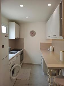 Velvendou 36A Apartment