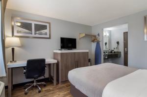 Quality Inn & Suites Silverdale Bangor-Keyport