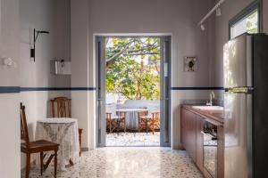 Kouloura House