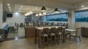 Holiday Inn Express Mexico- Toreo by IHG