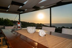 Agnanti Seaview Villas