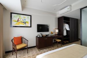 Royal Riverside Hoi An Hotel-Newly Renovated & Reopened