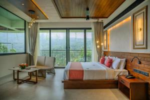 Mountree Munnar by Kondody Hotels