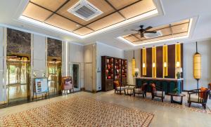 Royal Riverside Hoi An Hotel-Newly Renovated & Reopened