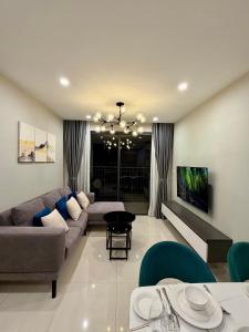 The C House - Cozy & Peaceful Designer - Studio - Vinhomes