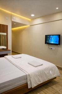 Anandi Hotel Guhagar