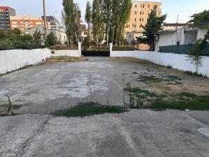 Apparemment by Esmeralda