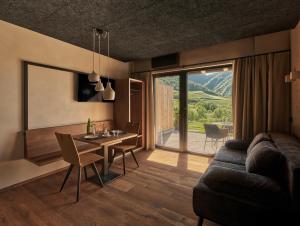 Anima-Suites adults only