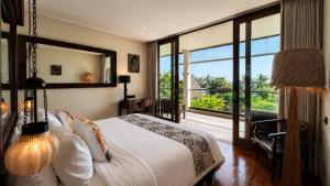 Private beach Oceanfront 3bd Villa